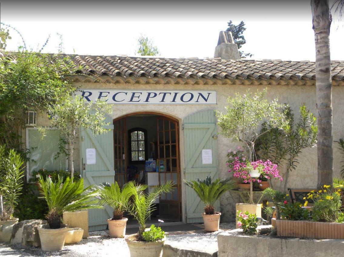 Mobile Home In Frejus, South Of France Εξωτερικό φωτογραφία